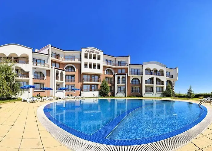 Hotel Sunrise Club Apart 3*