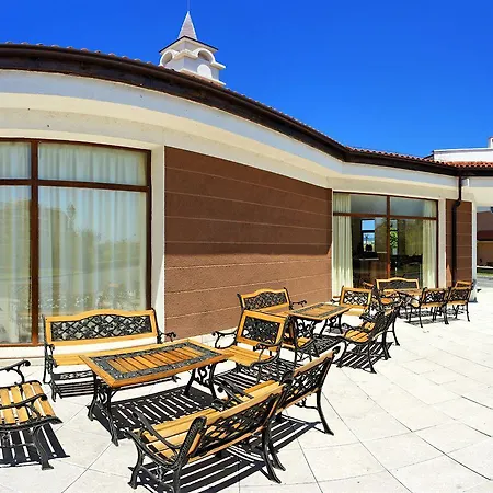 Sunrise Club Apart מלון