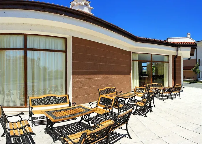 Sunrise Club Apart Отель